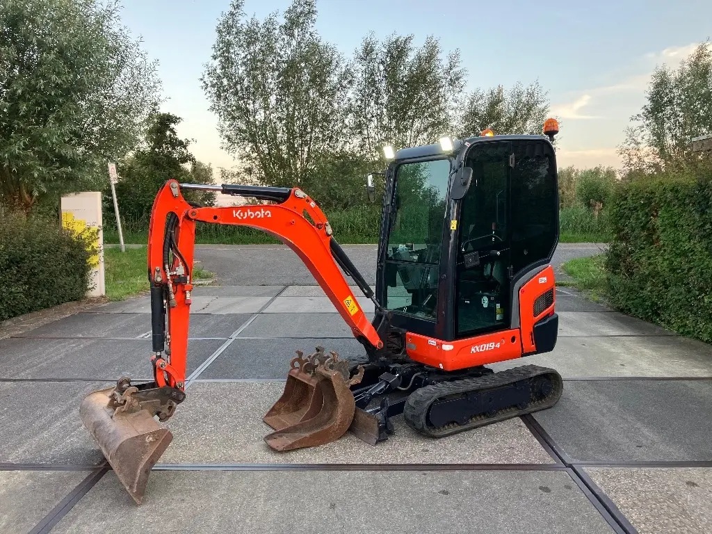 Mini-pelle Kubota KX 019-4 - | tri de démolition d'occasion de 2021
