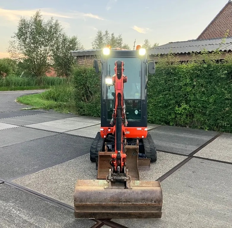 Mini-pelle Kubota KX 019-4 - | tri de démolition d'occasion de 2021 – Image 7