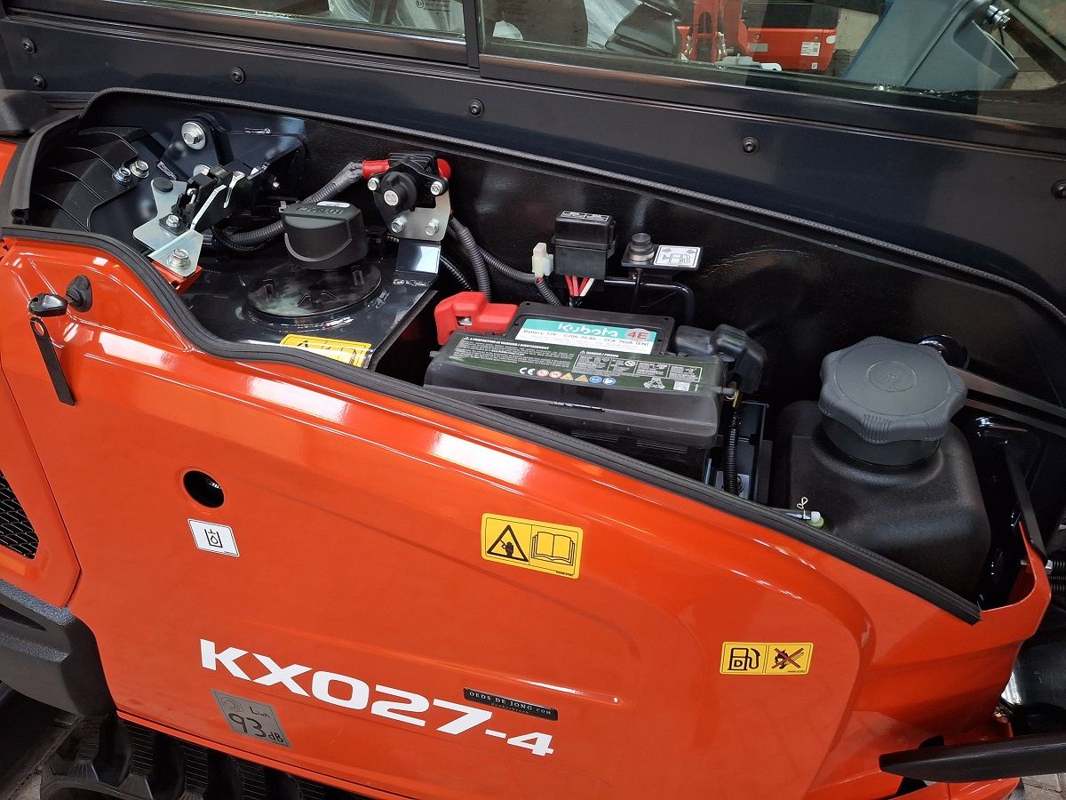 Mini-pelle Kubota KX027-4 HI de 2025 et Neuve – Image 3
