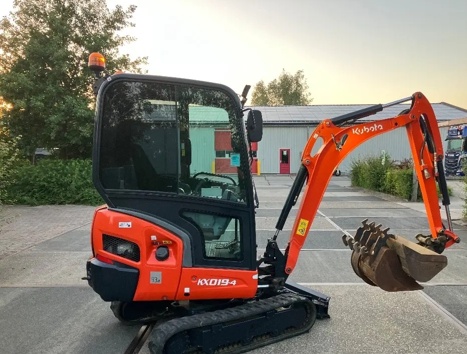 Mini-pelle Kubota KX 019-4 - | tri de démolition d'occasion de 2021 – Image 3