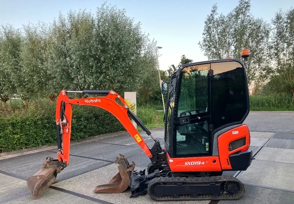Mini-pelle Kubota KX 019-4 - | tri de démolition d'occasion de 2021 – Image 4