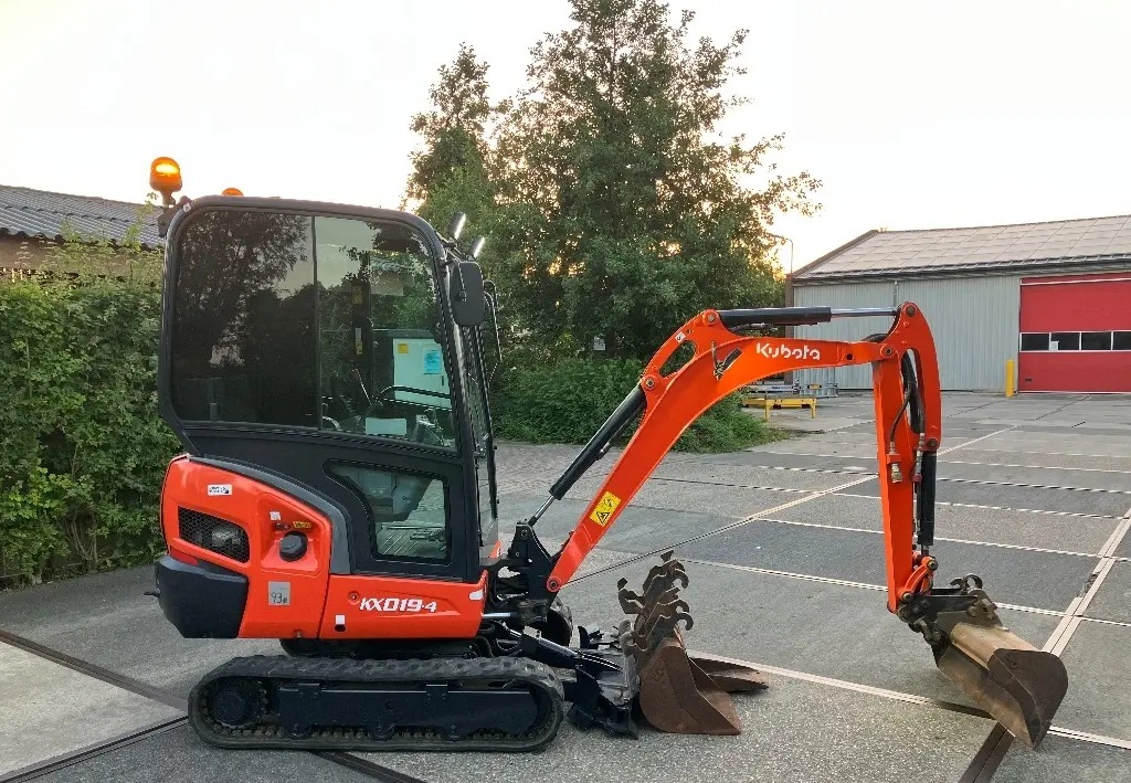 Mini-pelle Kubota KX 019-4 - | tri de démolition d'occasion de 2021 – Image 5